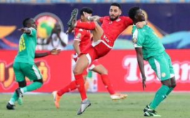 强赛韩国VS伊朗争议判罚VAR介入改判点球